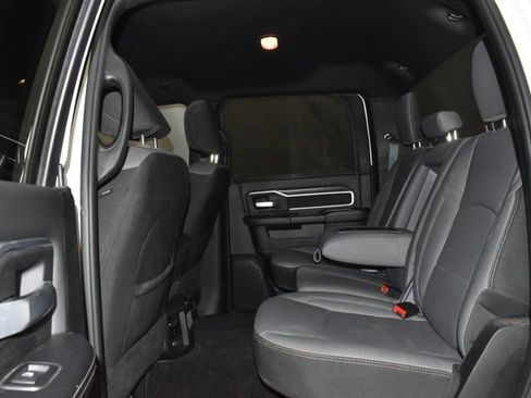 Used 2024 RAM 2500 Big Horn image 32