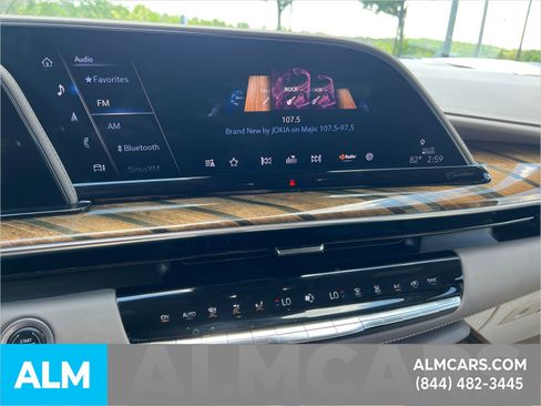 Used 2022 Cadillac Escalade Sport Platinum w/ LPO, ONYX Package image 38