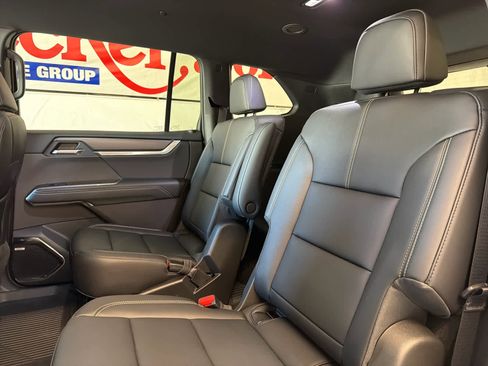 New 2026 GMC Acadia Elevation w/ Black Edition FWD image 25