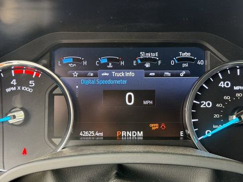 Used 2022 Ford F350 King Ranch w/ King Ranch Ultimate Package AWD/4WD image 13