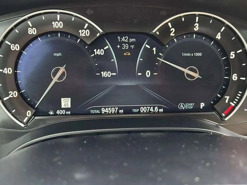 Used 2019 BMW 530i w/ Convenience Package image 39