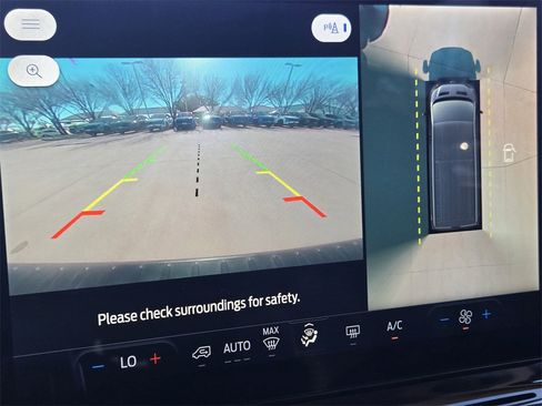 Used 2023 Ford Transit 350 XLT image 7