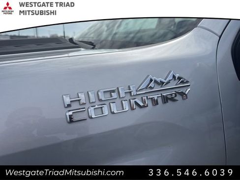 Used 2020 Chevrolet Silverado 2500 High Country w/ Technology Package AWD/4WD image 6