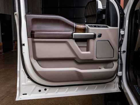 Used 2018 Ford F350 Limited AWD/4WD image 36