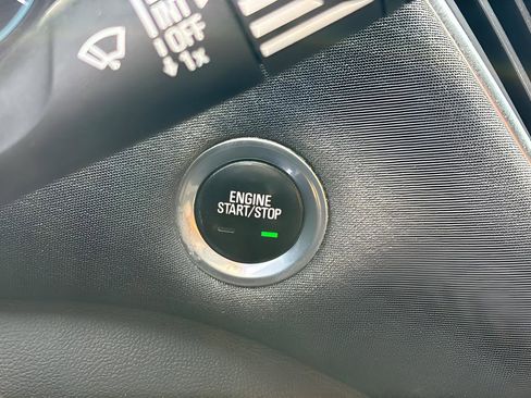 Used 2020 Chevrolet Malibu LT FWD image 10