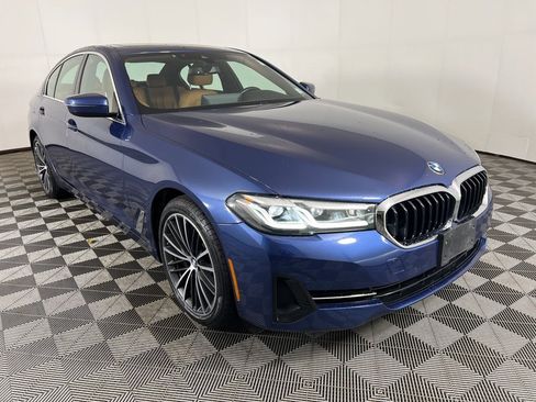 Used 2023 BMW 540i xDrive w/ Premium Package image 36