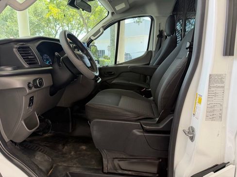 Used 2021 Ford Transit 250 Low Roof w/ Exterior Upgrade Package RWD image 6