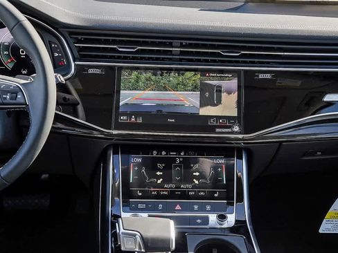 New 2026 Audi Q7 2.0T Premium image 13