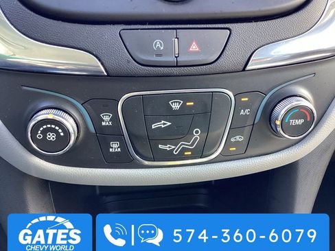 Used 2024 Chevrolet Equinox LS w/ LS Convenience Package image 17