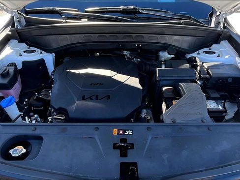 Used 2022 Kia Telluride SX w/ SX Prestige Package image 10