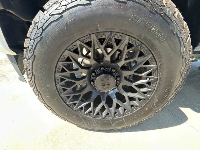 Used 2024 Ford F250 XL w/ STX Appearance Package AWD/4WD image 15