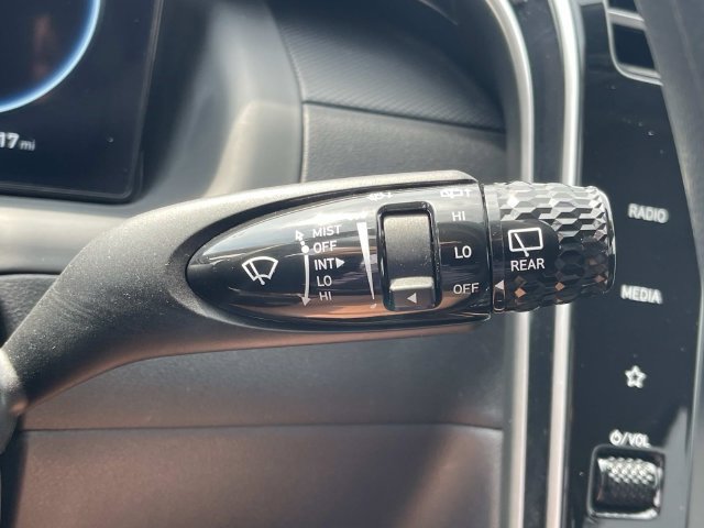 Certified 2024 Hyundai Tucson SEL FWD image 40