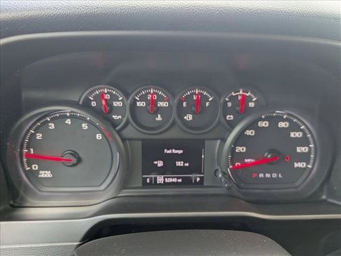 Used 2020 Chevrolet Silverado 1500 Custom w/ Custom Value Package AWD/4WD image 11