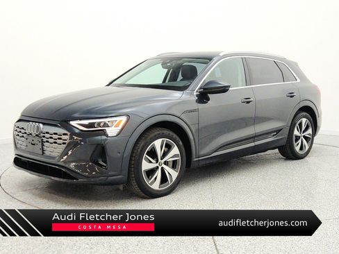 Used 2024 Audi Q8 e-tron Premium Plus AWD/4WD image 1
