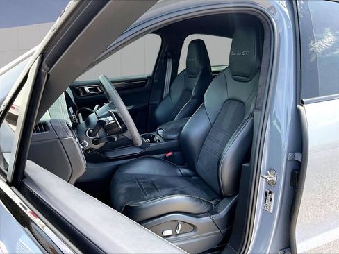Certified 2022 Porsche Cayenne Turbo GT AWD/4WD image 5