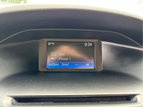 Used 2017 Ford Focus SE FWD image 21