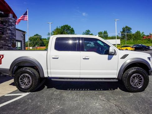 Used 2019 Ford F150 Raptor w/ Equipment Group 802A Luxury AWD/4WD image 6