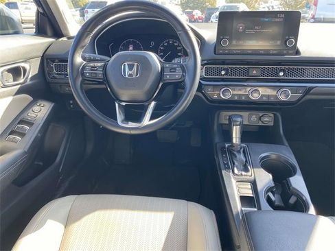 Used 2022 Honda Civic EX-L image 9