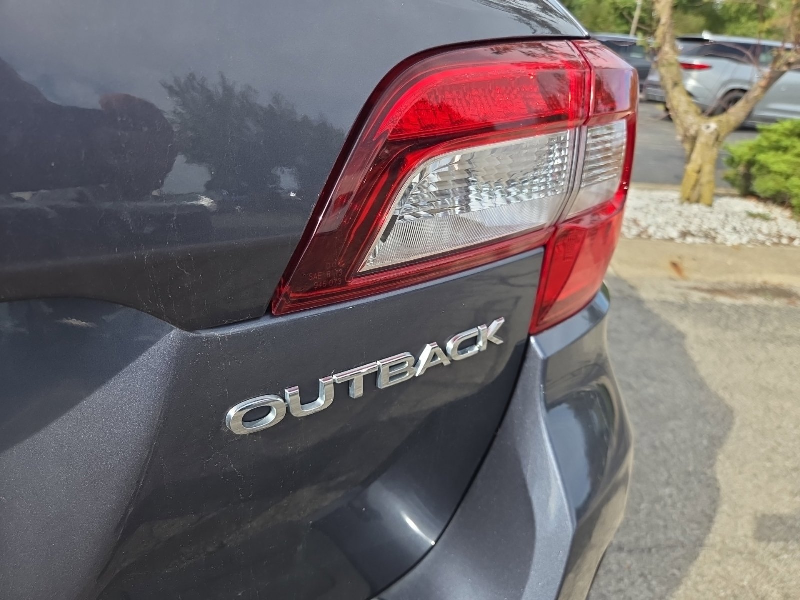 Used 2016 Subaru Outback 2.5i Limited AWD/4WD image 10