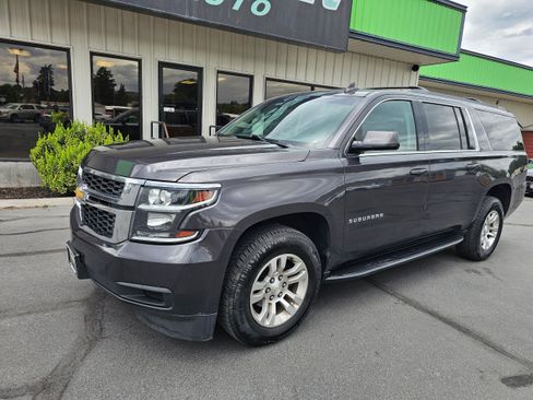 Used 2016 Chevrolet Suburban LT AWD/4WD image 2