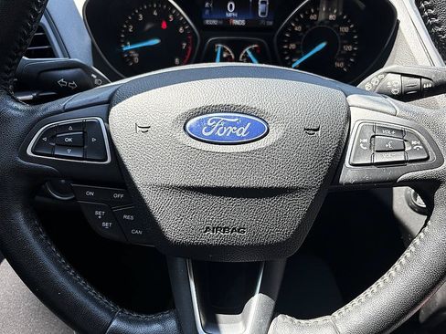 Used 2019 Ford Escape SEL AWD/4WD image 18
