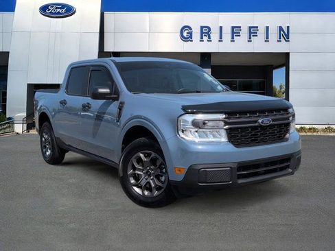 Used 2024 Ford Maverick XLT FWD image 2