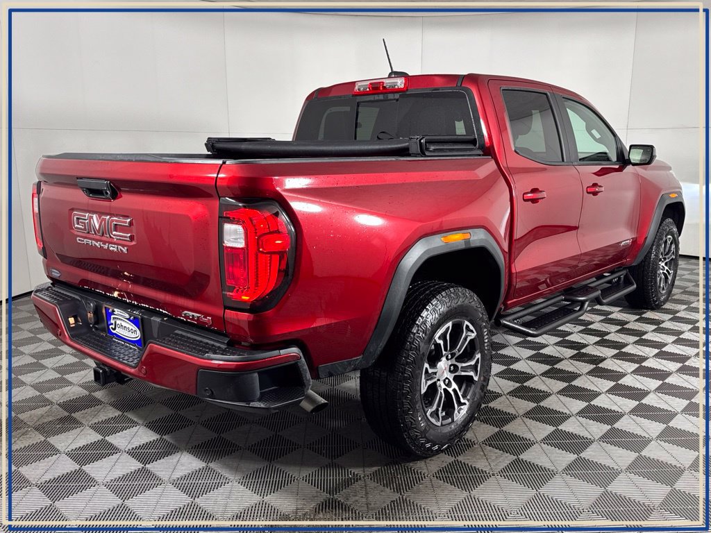 Certified 2025 GMC Canyon AT4 w/ AT4 Premium Package AWD/4WD image 8