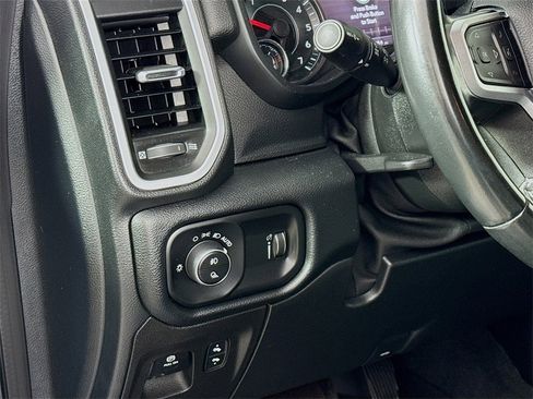 Used 2022 RAM 1500 Big Horn image 10