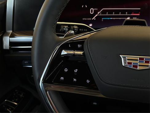 New 2026 Cadillac Escalade Platinum Sport w/ LPO, ONYX Package image 29