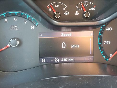 Certified 2019 GMC Canyon SLE w/ Driver Alert Package image 27