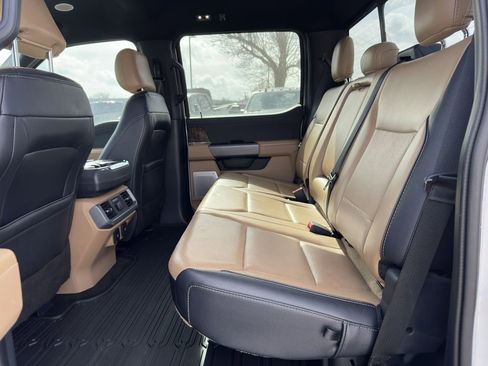 Used 2021 Ford F150 Lariat w/ Equipment Group 502A High image 18