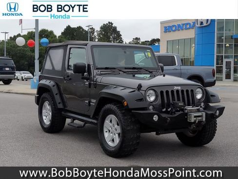 Used 2017 Jeep Wrangler Sport w/ Quick Order Package 24S AWD/4WD image 1