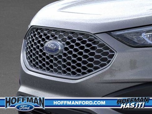 Used 2023 Ford Edge SE image 57