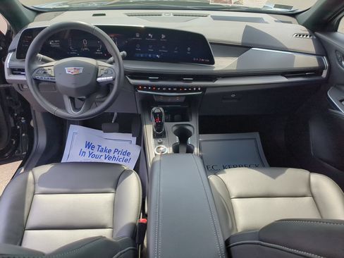 Certified 2024 Cadillac XT4 Premium Luxury FWD image 19