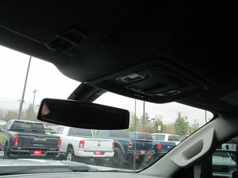 Used 2021 Chevrolet Silverado 2500 LTZ image 27