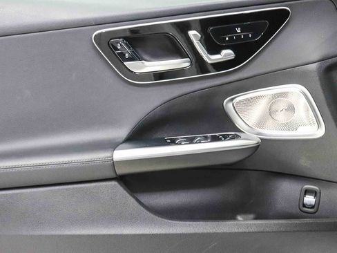Used 2022 Mercedes-Benz C 300 Sedan image 22