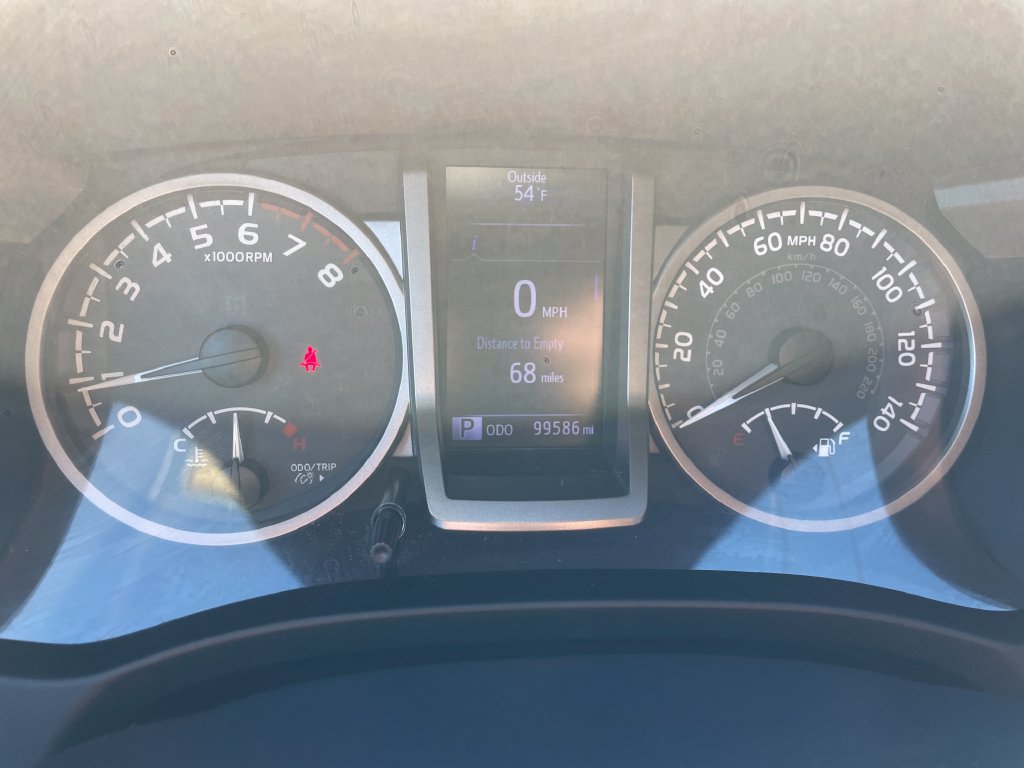 Used 2019 Toyota Tacoma SR5 AWD/4WD image 17