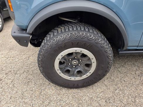 Used 2022 Ford Bronco Badlands AWD/4WD image 3