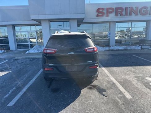 Used 2014 Jeep Cherokee Latitude w/ Cold Weather Group image 6