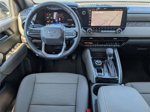 New 2026 Chevrolet Colorado ZR2 w/ Technology Package AWD/4WD image 19