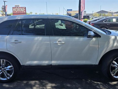 Used 2012 Ford Edge Limited FWD image 4