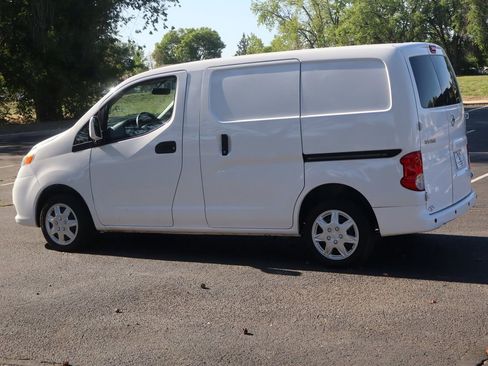Used 2020 Nissan NV200 SV w/ Back Door Glass Package FWD image 8