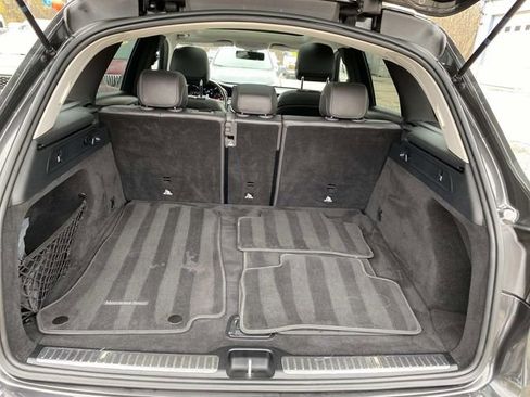 Used 2020 Mercedes-Benz GLC 300 4MATIC w/ Parking Assistance Package image 28