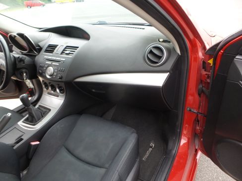 Used 2011 MAZDA MAZDA3 s Sport FWD image 15