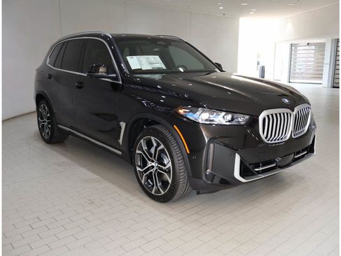 Used 2026 BMW X5 xDrive40i w/ Premium Package AWD/4WD image 9