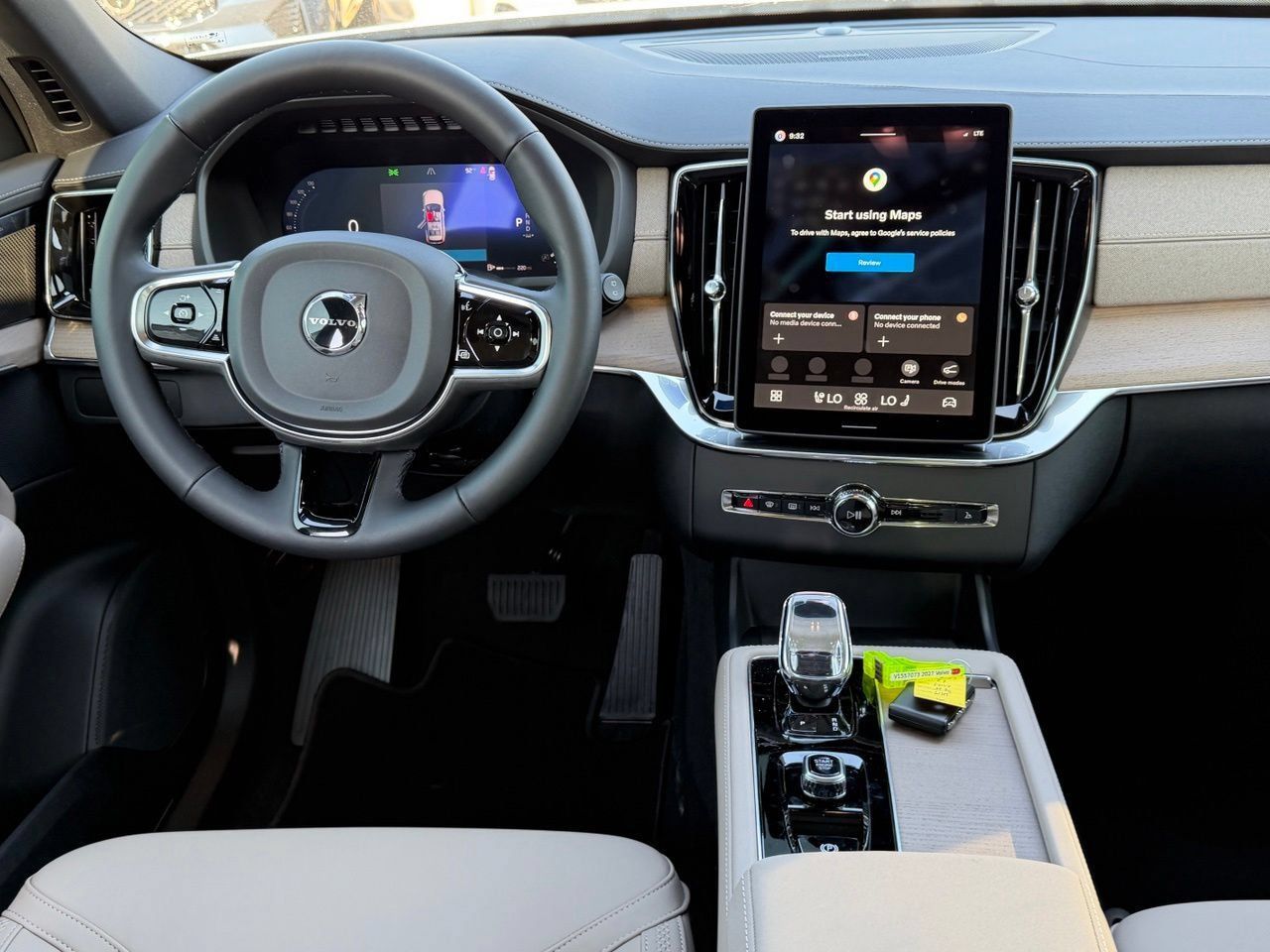 New 2027 Volvo XC90 B6 Plus AWD/4WD image 9