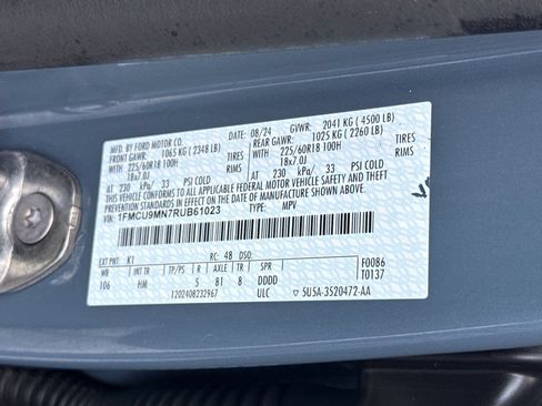 Used 2024 Ford Escape ST-Line w/ Tech Pack #1 AWD/4WD image 32