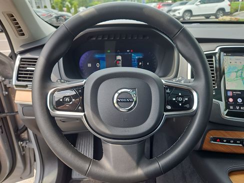 Used 2023 Volvo XC90 B6 Plus AWD/4WD image 24