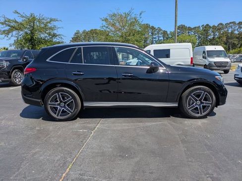 Used 2026 Mercedes-Benz GLC 300 4MATIC image 3