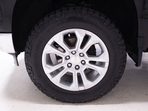 Used 2024 Chevrolet Silverado 1500 LTZ w/ Technology Package RWD image 35